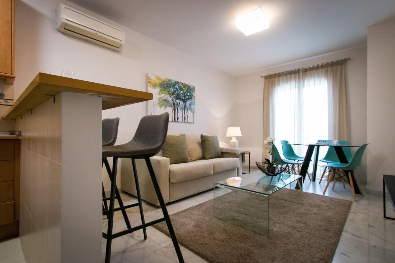 Holidays2Malaga Pena Parking & French Balcony & Smart Tv المظهر الخارجي الصورة